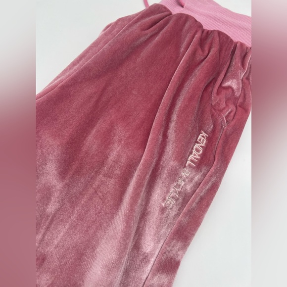 Kendall & Kylie Pants - Pink shinny SOFT Kendal and Kylie joggers sweats sweat pants pjs pajama Size S